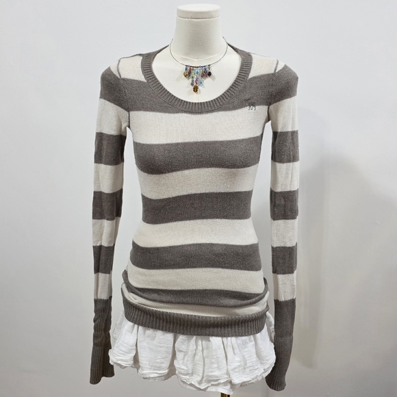 Abercrombie & Fitch Sweaters - Abercrombie vintage long sleeve knit brown and cream sweater